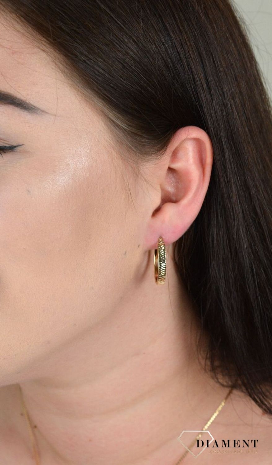 Złote owalne kolczyki grawerowane, błyszczące KL 7103.jpg